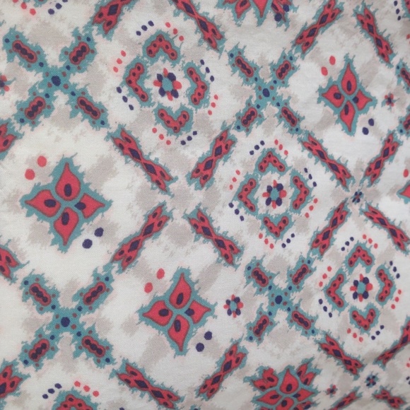 Mudd tank with lace border 100% rayon Size M - Picture 3 of 11